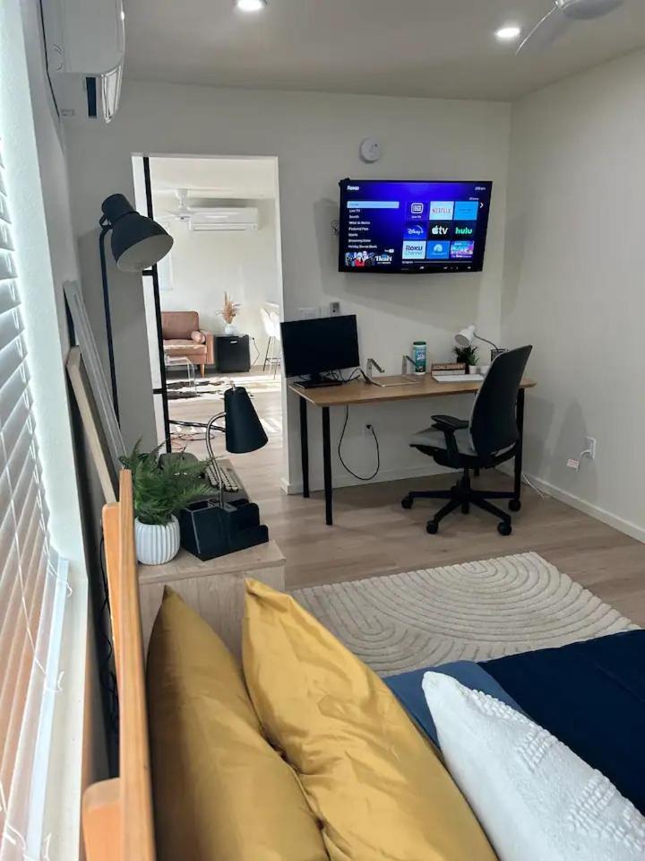 Serene Modern Home Backdoor With Great Wifi, Games, Movies, Patio Seating And Bbq Easy Access To North Joshua Tree National Park In 10 Minutes Twentynine Palms Buitenkant foto